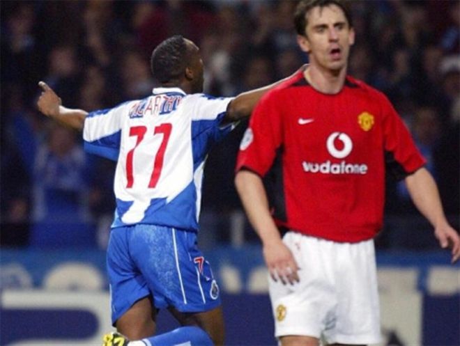 次涉嫌假摔 次涉嫌假摔